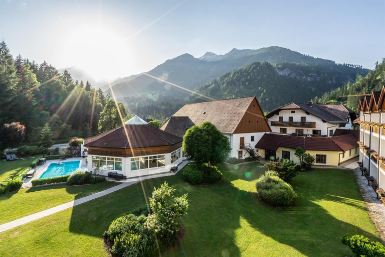 Exterior & Views 1, Relax- & Wanderhotel Poppengut, Kirchdorf an der Krems