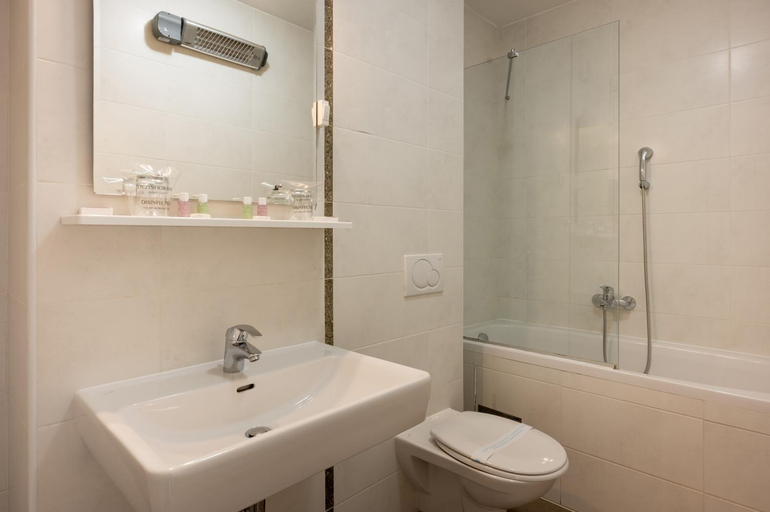 Bathroom 2, Adriatic Queen Residence, Split