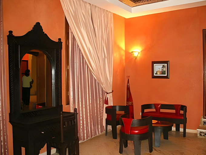 Others 5, Dar Tahra, Casablanca
