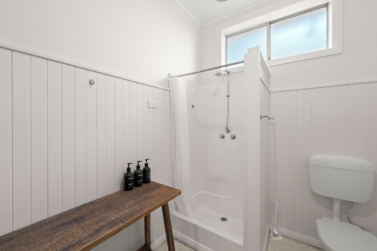 Bathroom 3, Stylish 3 Bedroom Townhouse - Hobart CBD, Hobart