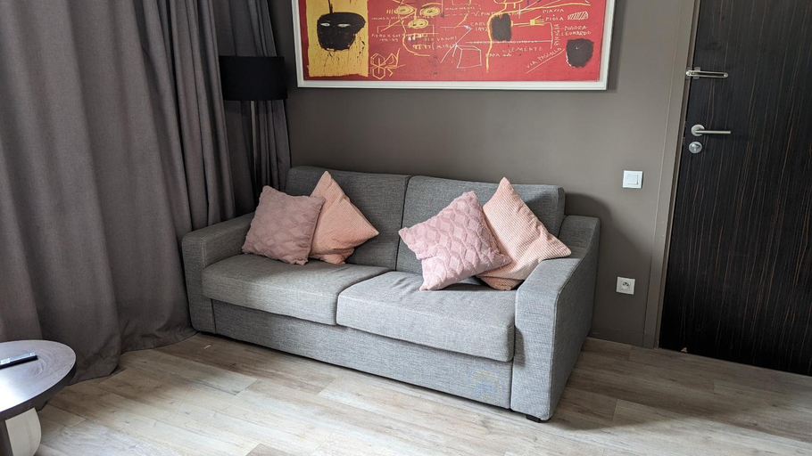 Others 3, Disneyland Deluxe flat, outside pool, Climatisation, 1 min to Disney Parks, Seine-et-Marne
