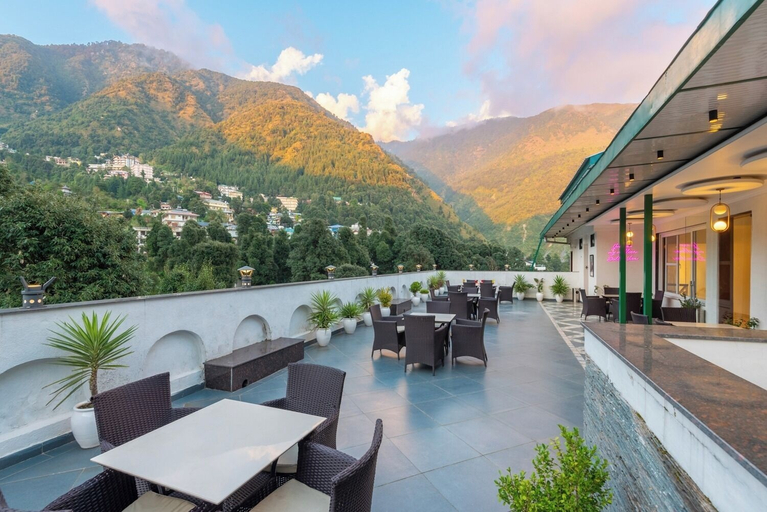 Food & Drinks 5, Quality Inn by Lawrence, Kangra