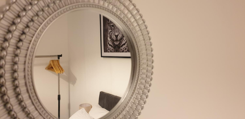 Others 2, Comfort Stay Rooms, West Sussex