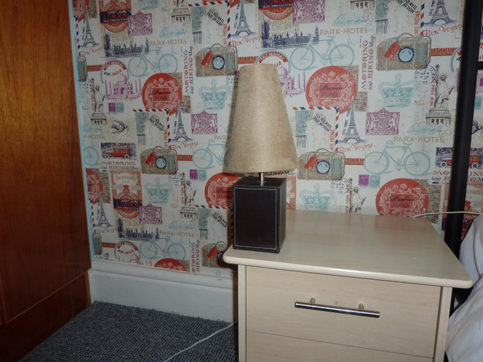 Others 5, The Northwood, Conwy