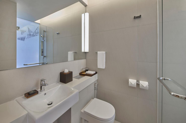 Bathroom 13