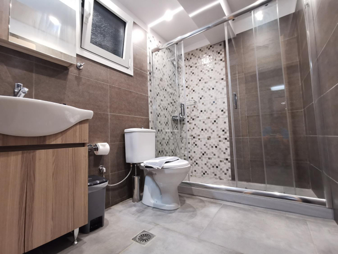 Bathroom 3, 3 Island View Hotel, Ionian Islands