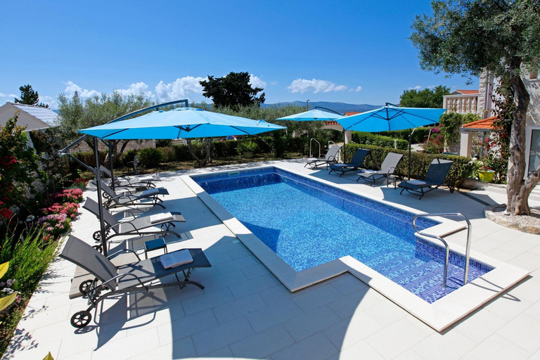 Others 2, Apartments Semper - HEATED POOL, Bol