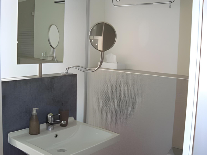Bathroom 4, Hotel Lady's First, Zürich