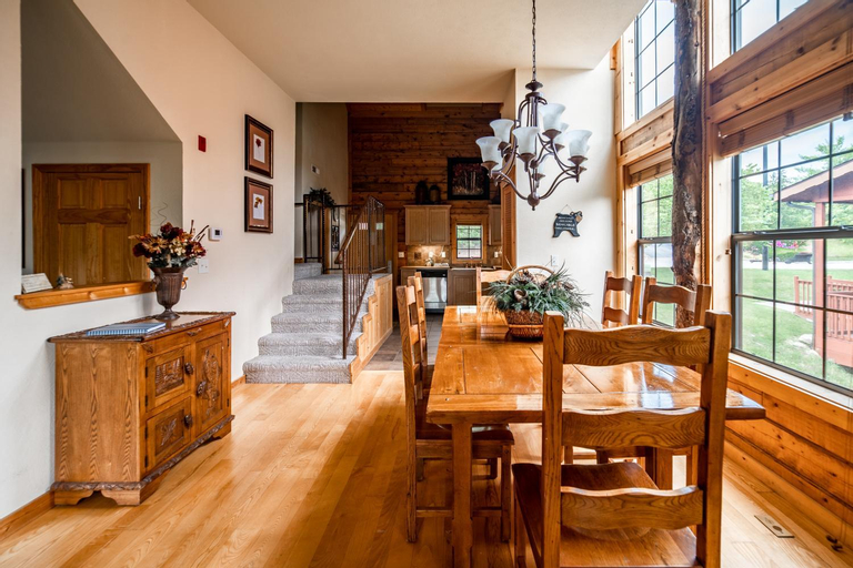 Food & Drinks, Cabins at Grand Mountain by Thousand Hills Resort, Taney