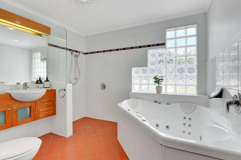 Others 3, The BEST Scamander Beach House!, Break O'Day