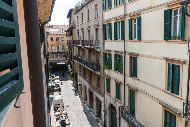 Exterior & Views, Τhe welcoming Rocchetto residence at 25m from P. Erbe, Verona