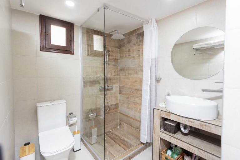 Bathroom 4, Casa Alelia Lagonisi, Central Macedonia
