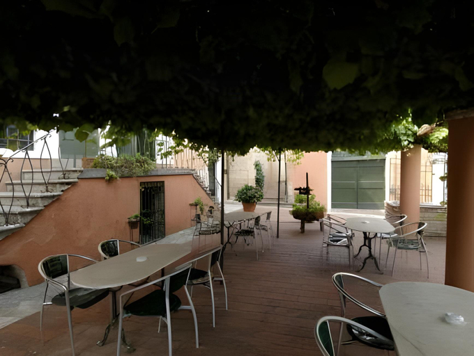 Food & Drinks 4, Hotel Pescille by Double Hospitality, Siena