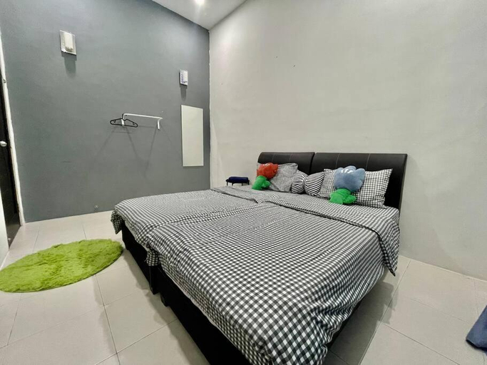 Bedroom 2, Comfort 36 Entire House At Alma Bukit Mertajam, Seberang Perai Tengah