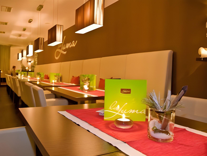Food & Drinks 4, Central - Holiday Resort Flachau, Sankt Johann im Pongau