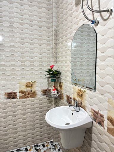 Bathroom 4, The Palm Lodge, Bố Trạch