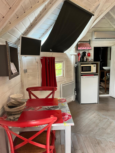 Dining Room 14