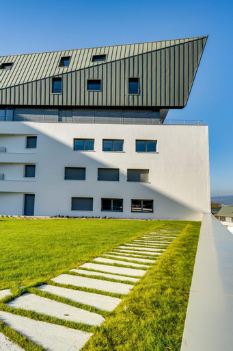 Le Paradis - Beautiful T2 ideally located with garage, Haute-Savoie