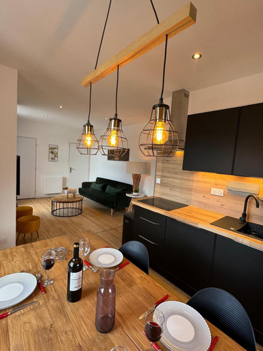 Food & Drinks, Le Grillon AX, Ariège