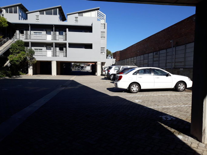 Others 4, Field's Rest: The Apartment, Nelson Mandela Bay
