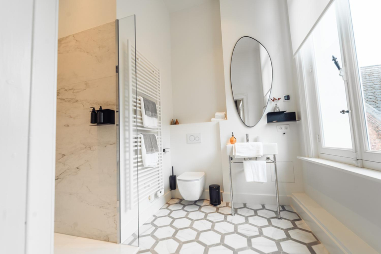 Others 4, Luxeverblijf B&B het Wevershuis, Antwerpen
