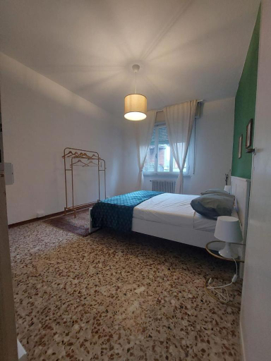 5, Sauro 43, Pisa