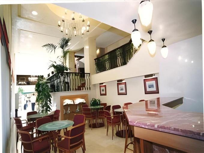 Food & Drinks 5, B&B Hotel Cartagena Cartagonova, Murcia