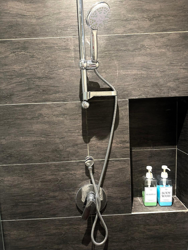 Bathroom 5, Trion @ KL by YourSuperhost, Kuala Lumpur