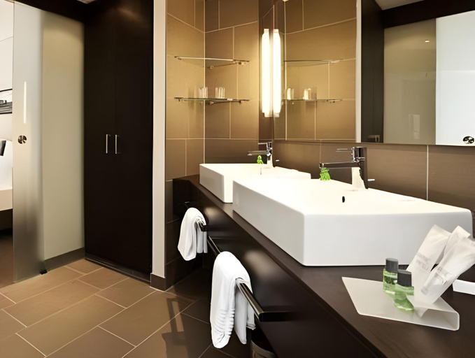 Bathroom 4, ATLANTIC Hotel Lubeck, Lübeck