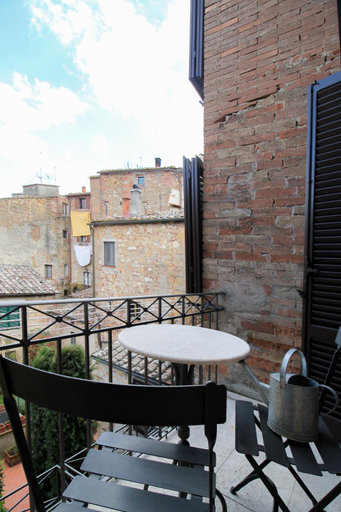Others 5, Spagna5, Siena