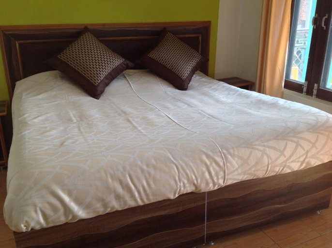 Bedroom 2, Stupa Guest House, Mandi