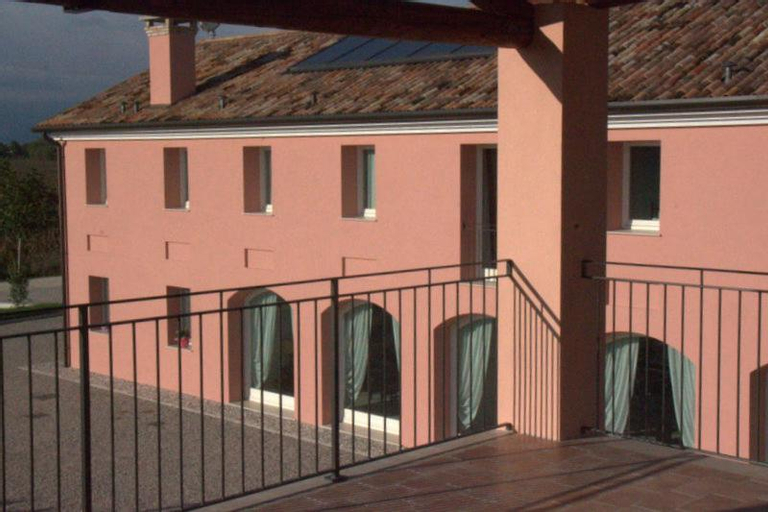 Arneroni, Treviso