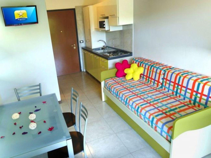 Bedroom 2, Extra comfort in Bibione Spiaggia - Beahost, Venezia