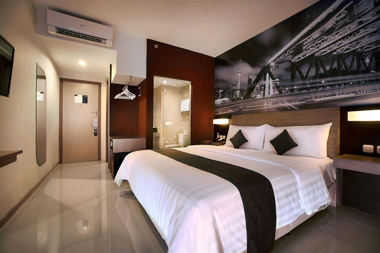 Bedroom 26