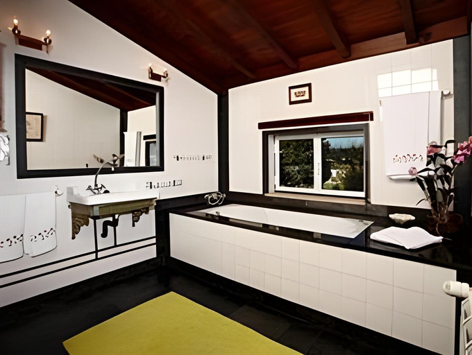 Bathroom 2, Quintal De Alem Do Ribeiro-Turismo Rural, Lousã
