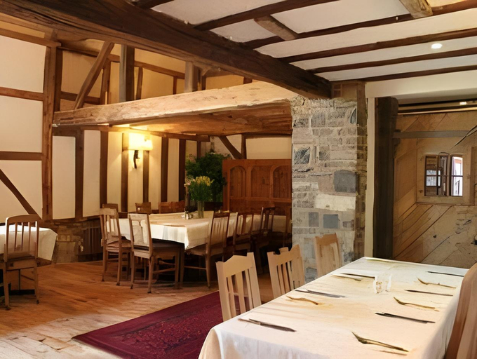 Food & Drinks 4, The Stag Rooms, Warwickshire