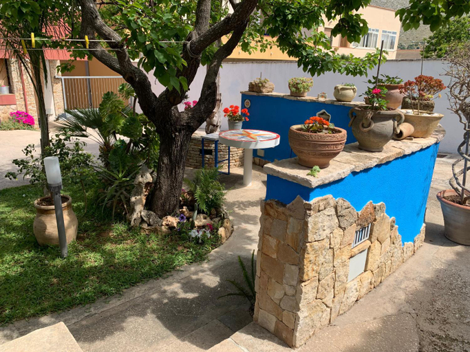 Others 4, Bed & Breakfast Sole Azzurro, Trapani