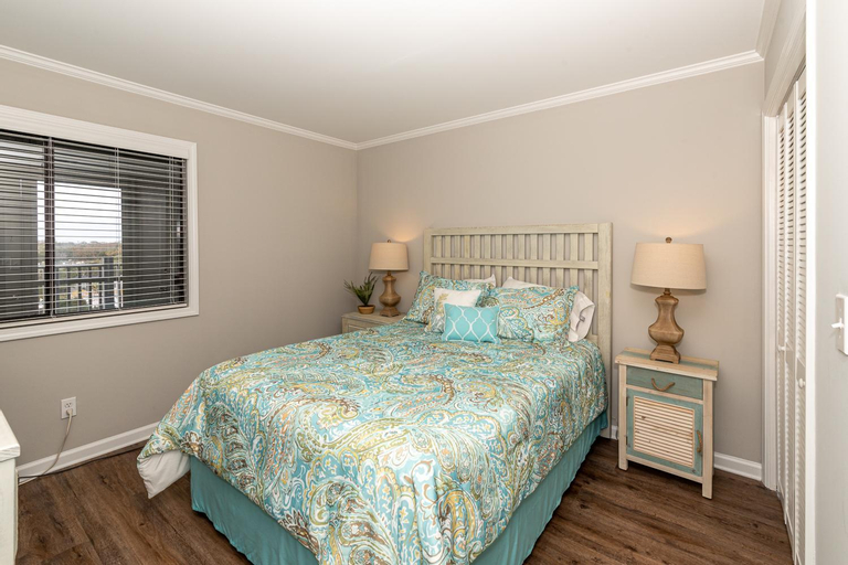 Dunescape Villas VI, Carteret