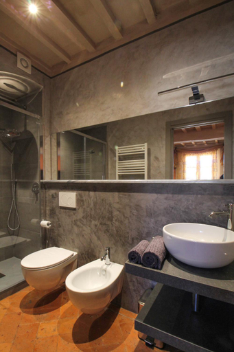 Bathroom 2, Spagna5, Siena