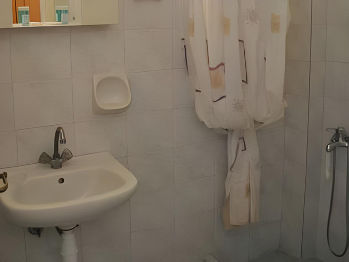 Bathroom 3, Atlantida Hotel, South Aegean