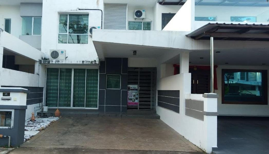 7eVenKitchen Hmestay, Kubang Pasu