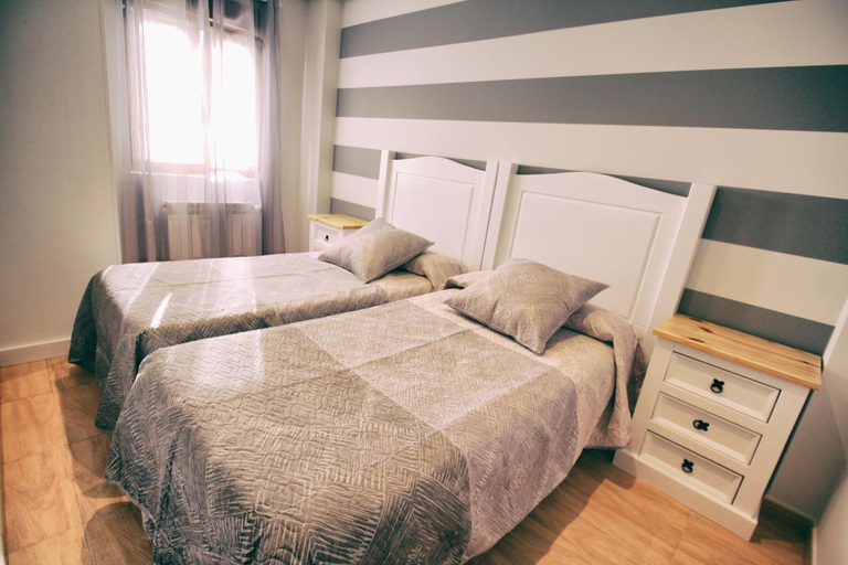 Bedroom, Apartamentos La Fuente de Enmedio, Cantabria