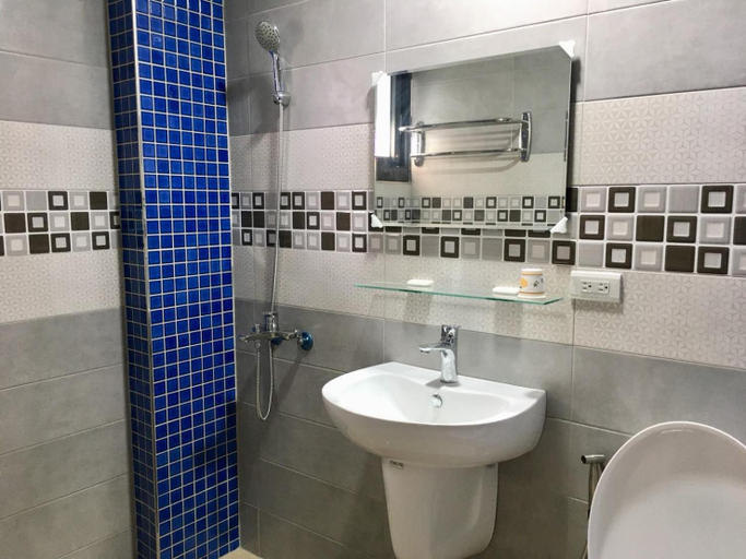 Shower 5, Heng Jiou Homestay, Pingtung