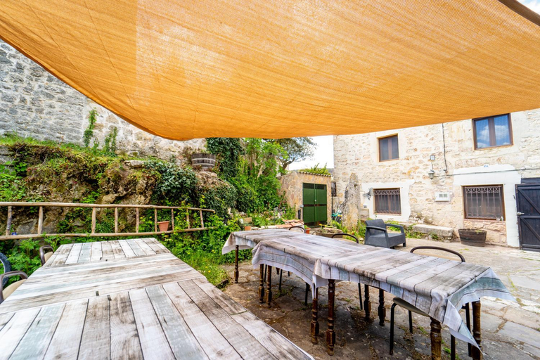 Others 2, Hostel Atapuerca INpulso, Burgos