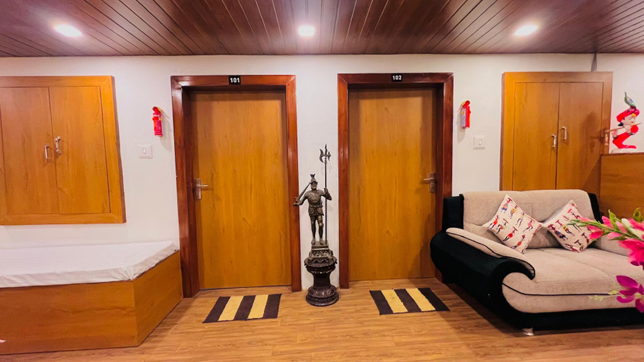 Public Area 3, Hotel Gulmarg Residency, Sirohi