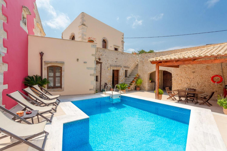 Sport & Beauty 5, Archontiko Galliaki Private Pool, A/C, WiFi, Crete