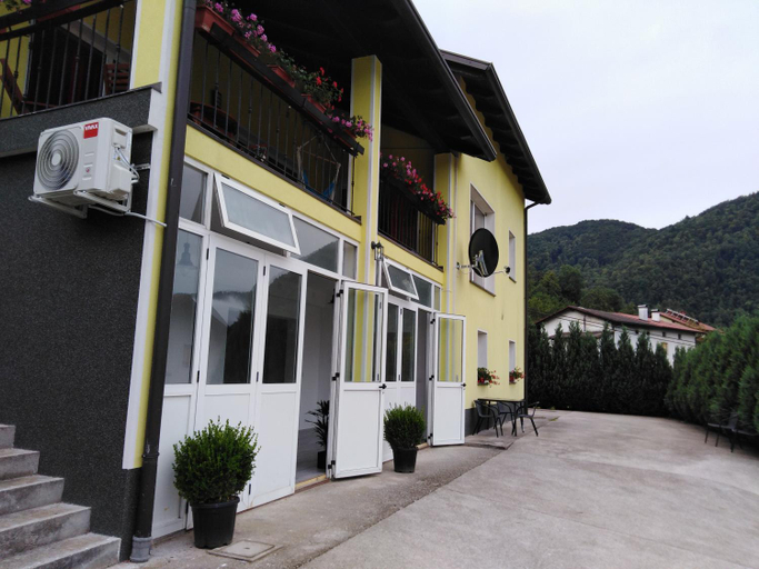 Others 4, PRENOCISCE 9a, Tolmin