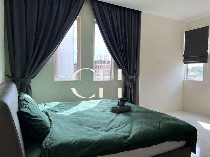 King Bed, Stutong Heights Apartment Nearby Airport, Kuching