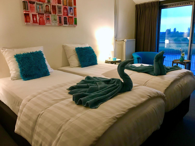 Others 3, Hotel aan de Linge, Leerdam