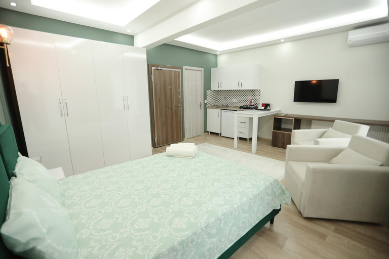 Others 4, Kubbe House, Fatih